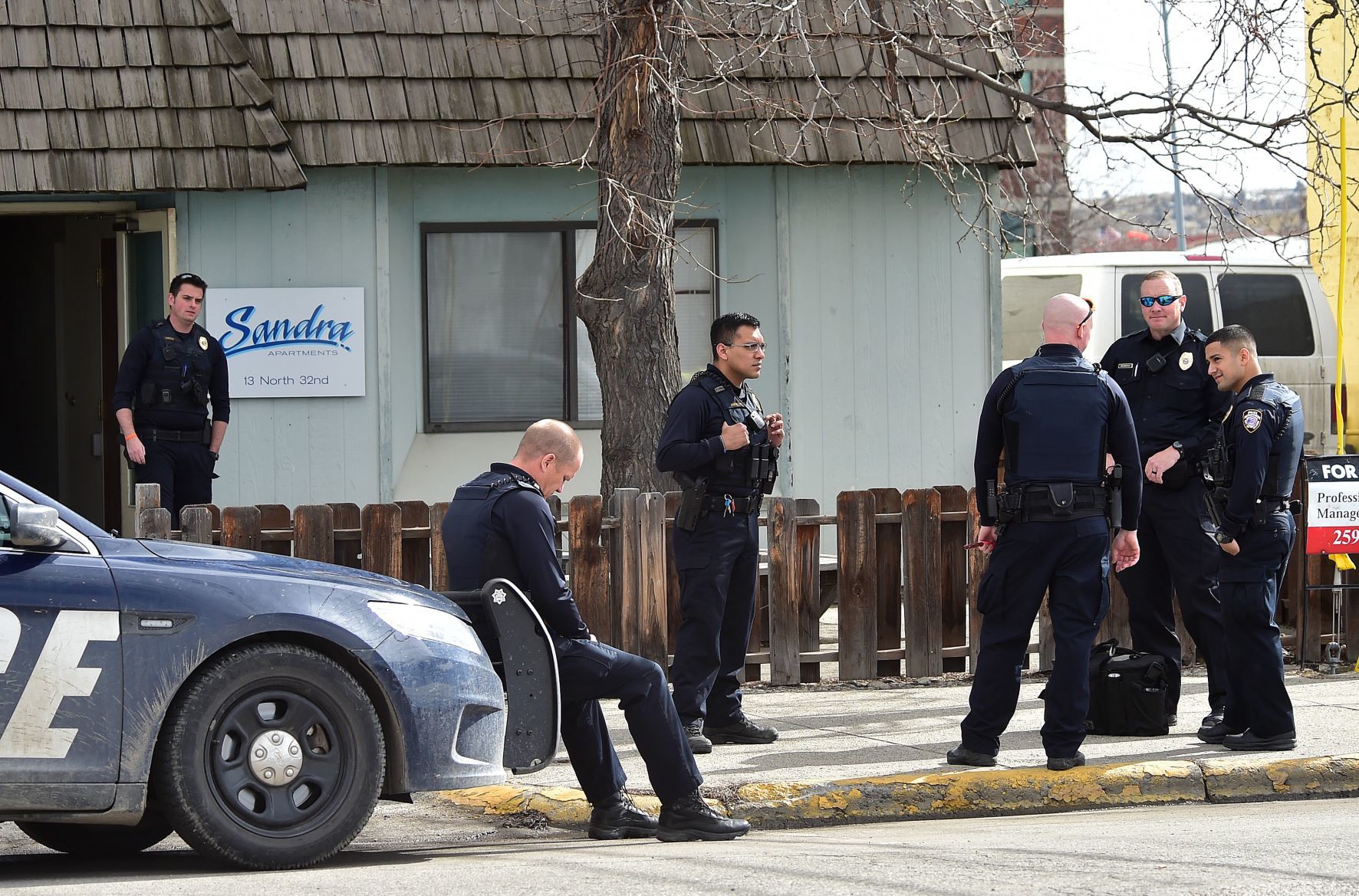 Police shooting apartment